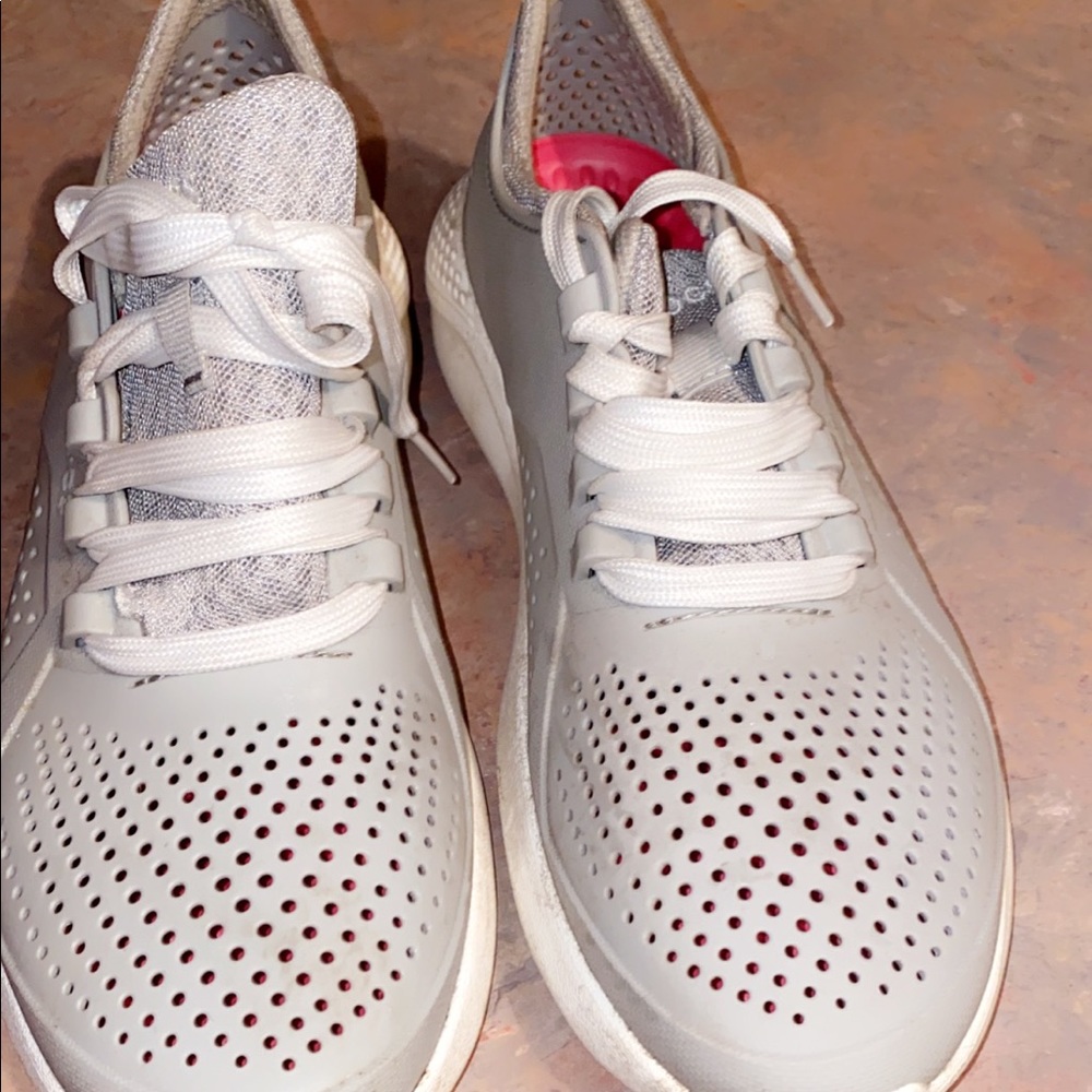 Women’s Croc Tennis shoes